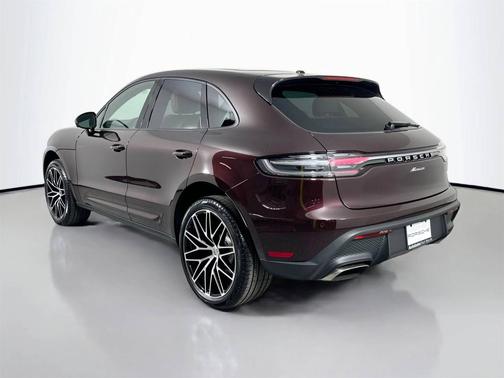 2026 Porsche Macan 