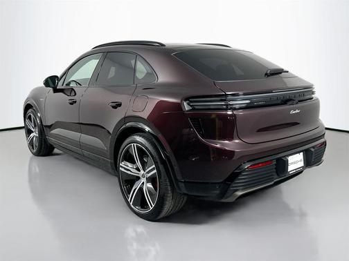 2024 Porsche Macan Electric Turbo