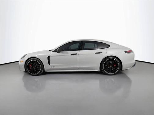 Chalk 2022 Porsche Panamera