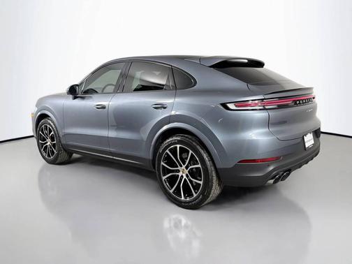 Vanadium Grey Metallic 2026 Porsche Cayenne