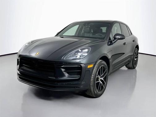 2025 Porsche Macan 