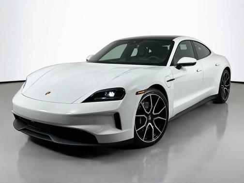 2025 Porsche Taycan 