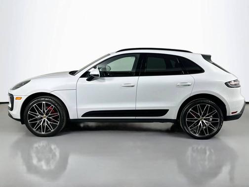 2024 Porsche Macan 