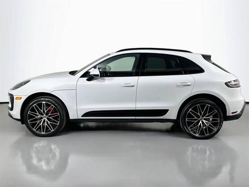 2024 Porsche Macan 