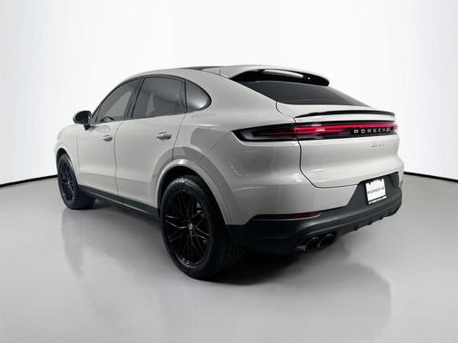 2026 Porsche Cayenne AWD