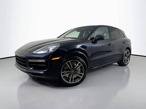 2022 Porsche Cayenne 