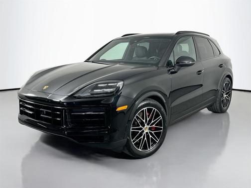 2024 Porsche Cayenne S