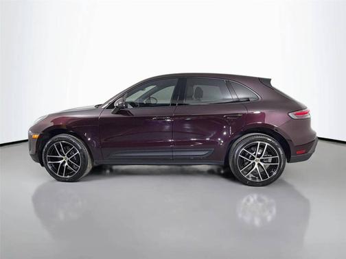 Copper Ruby Metallic 2026 Porsche Macan