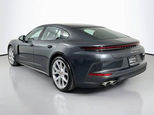 Volcano Grey Metallic 2025 Porsche Panamera