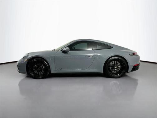 2024 Porsche 911 Carrera GTS