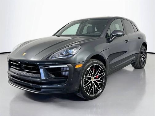 2025 Porsche Macan 