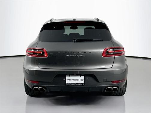 2018 Porsche Macan Turbo