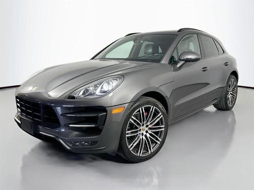 2018 Porsche Macan Turbo