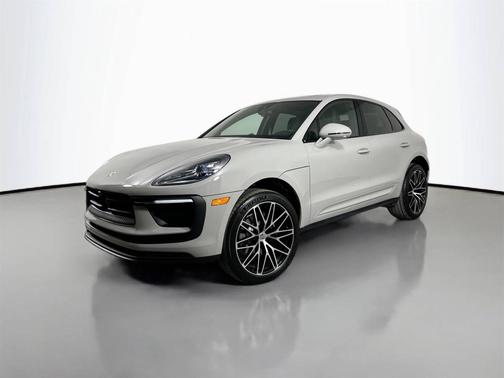 2025 Porsche Macan 
