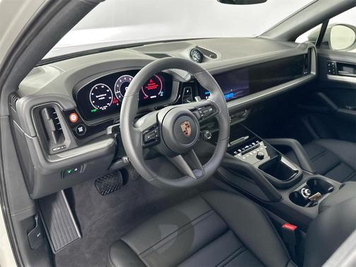 2026 Porsche Cayenne AWD
