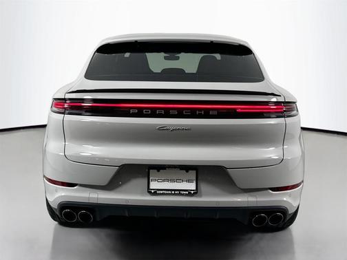 2026 Porsche Cayenne AWD