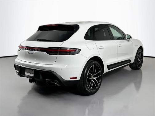 2023 Porsche Macan 