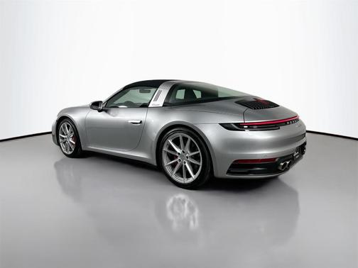 2021 Porsche 911 Targa 4S