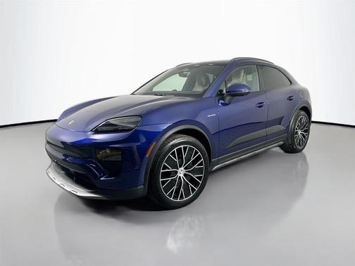 2025 Porsche Macan 4