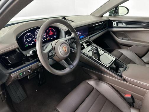 2026 Porsche Panamera 
