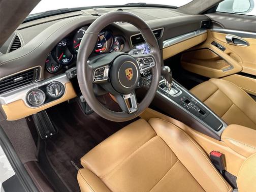 2018 Porsche 911 Turbo