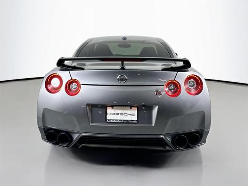 2015 Nissan GT-R Black Edition