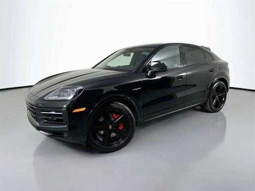 2025 Porsche Cayenne 