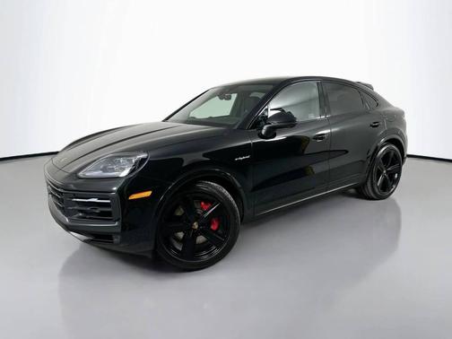 2025 Porsche Cayenne 