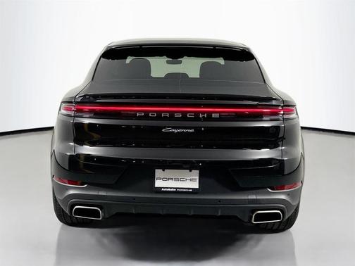 2025 Porsche Cayenne AWD