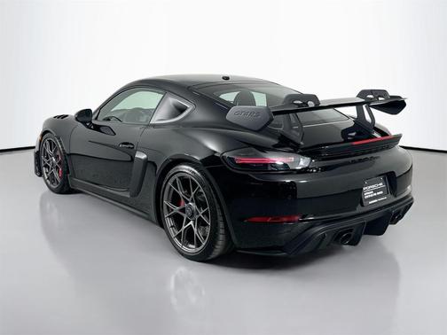 2023 Porsche 718 Cayman GT4 RS
