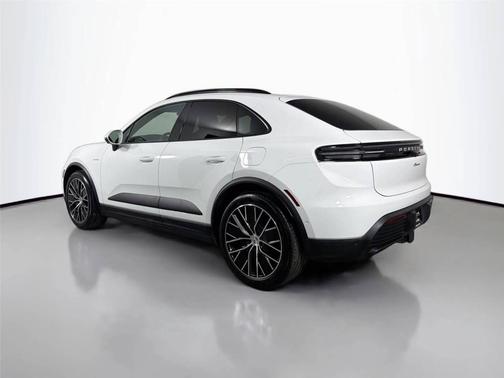 White 2025 Porsche Macan