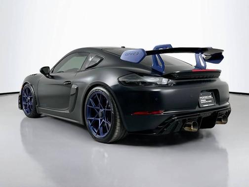 2024 Porsche 718 Cayman 