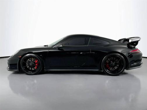 Black 2019 Porsche 911