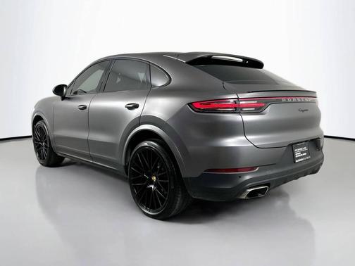 2023 Porsche Cayenne 