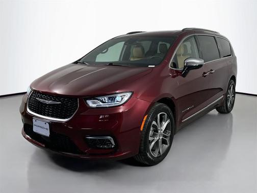 2023 Chrysler Pacifica Pinnacle