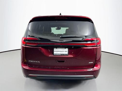 2023 Chrysler Pacifica Pinnacle