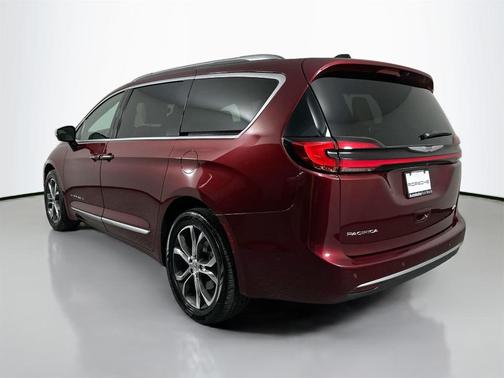 2023 Chrysler Pacifica Pinnacle