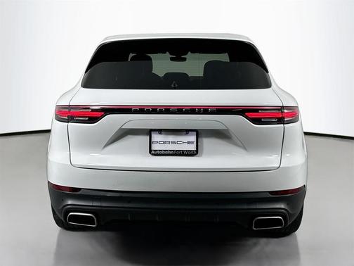 2022 Porsche Cayenne