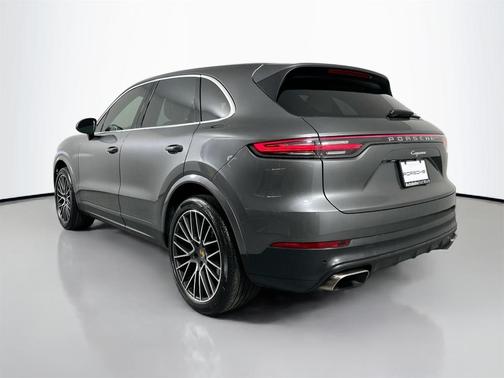 2021 Porsche Cayenne Base