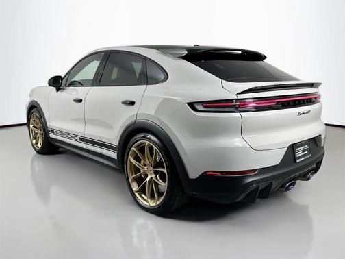 2025 Porsche Cayenne Turbo GT
