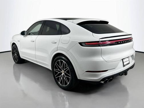 2025 Porsche Cayenne 
