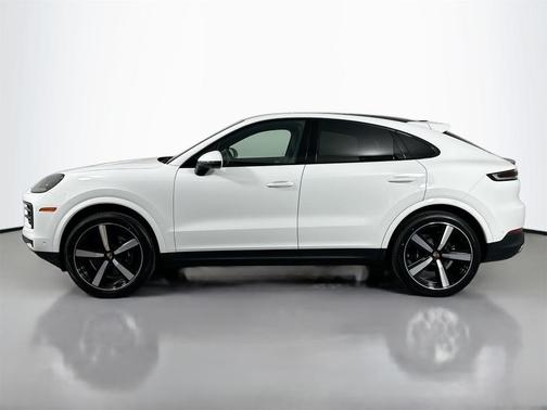 2025 Porsche Cayenne AWD