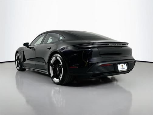 2025 Porsche Taycan 4S