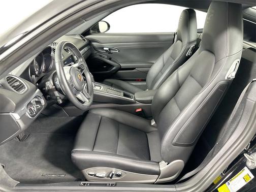 2021 Porsche 718 Cayman