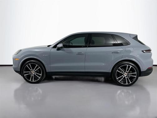 2025 Porsche Cayenne E-Hybrid AWD