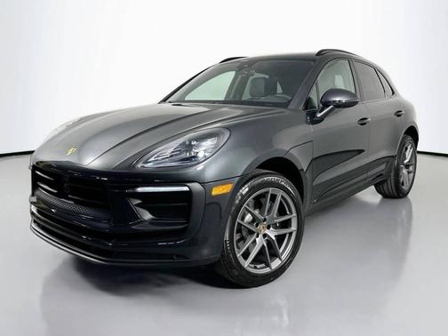 Volcano Grey Metallic 2025 Porsche Macan