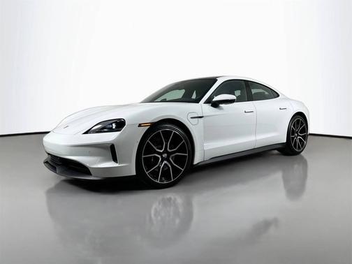 2025 Porsche Taycan 