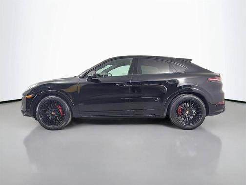 2023 Porsche Cayenne 