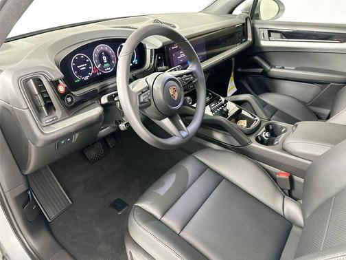 Dolomite Silver Metallic 2026 Porsche Cayenne AWD