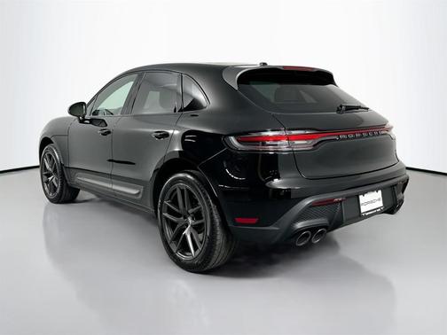 2023 Porsche Macan T